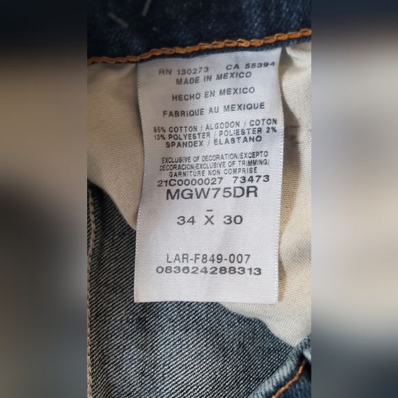 Wrangler | Classic 34×30 Jeans - Picture 3 of 6